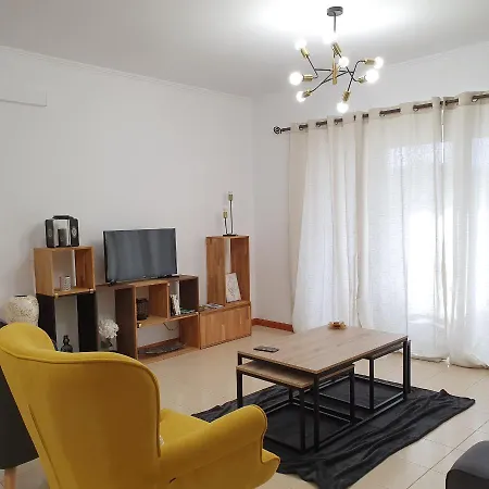 Black'nyellow Place Apartment *