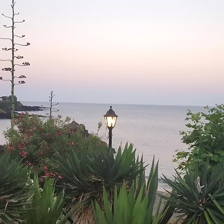 Apartamento Black'nyellow Place *