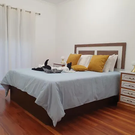 Black'nyellow Place וילה פראנקה דו קמפו